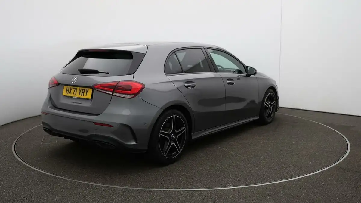2022-mercedes-benz-a-class-13-a200-amg-line-executive-edition-hatchback-5d-7g-dct-big-52