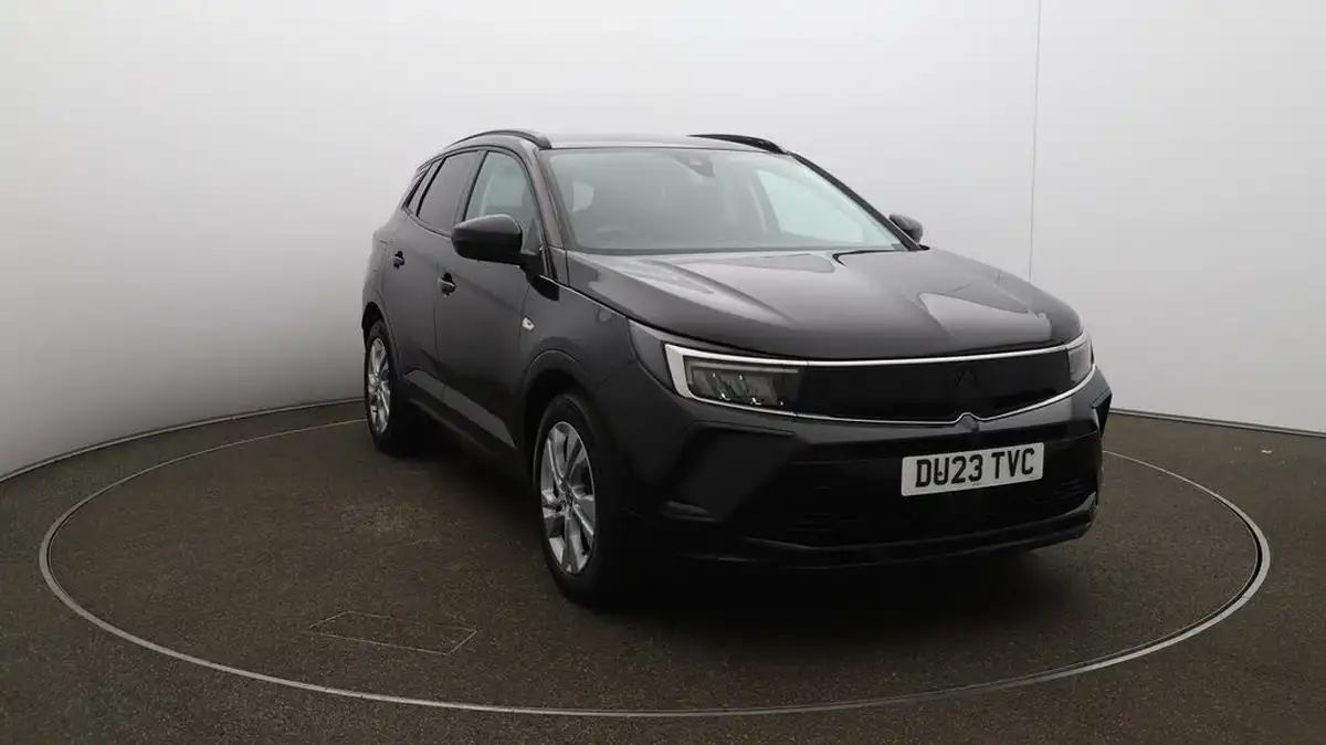2023-vauxhall-grandland-12-gs-130ps-big-40