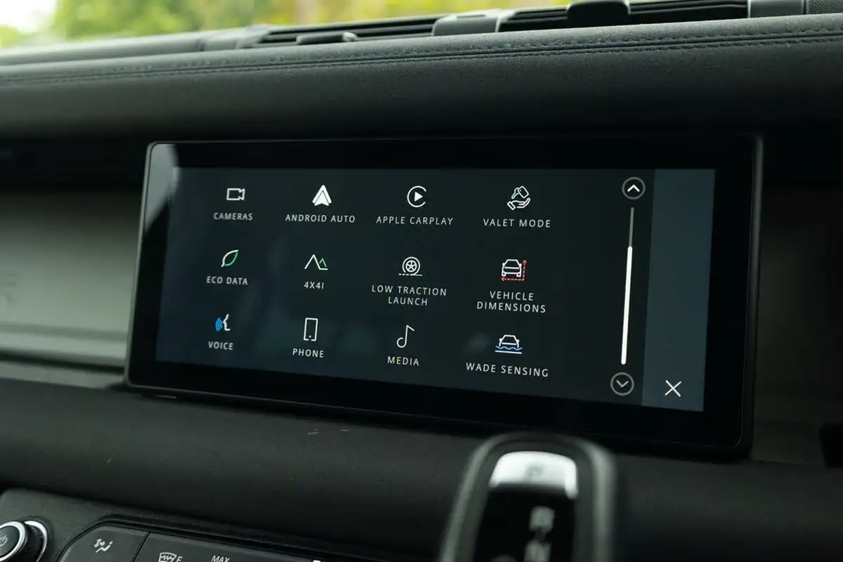 2023-land-rover-110-defender-30-d250-x-dynamic-se-big-28