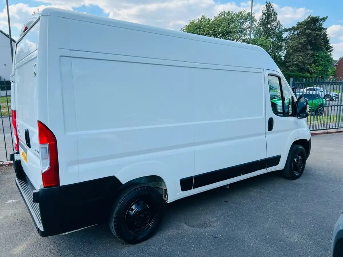 2021-citroen-relay-22bluehdi-35-l2h2-enterprise-140eu6dtss-big-7