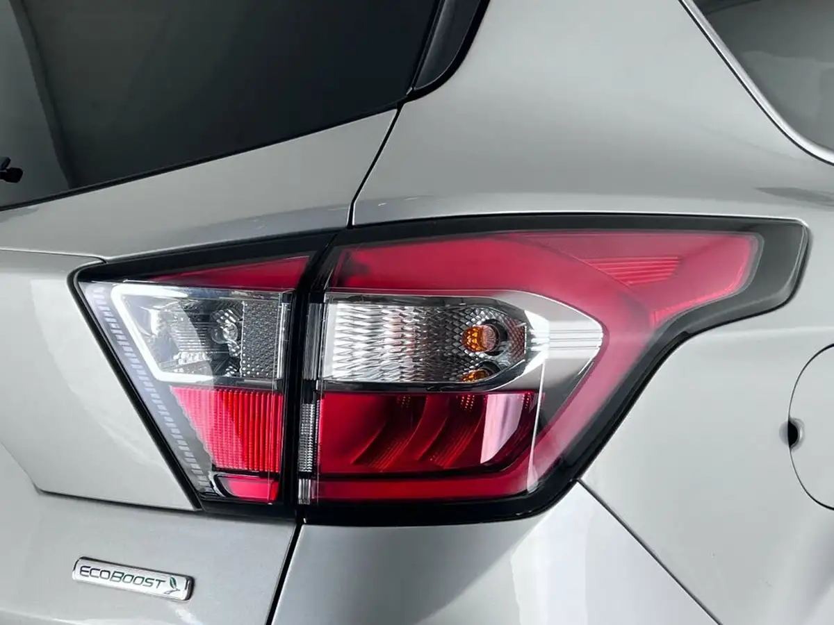 2018-ford-kuga-15t-titanium-x-150ps-big-9