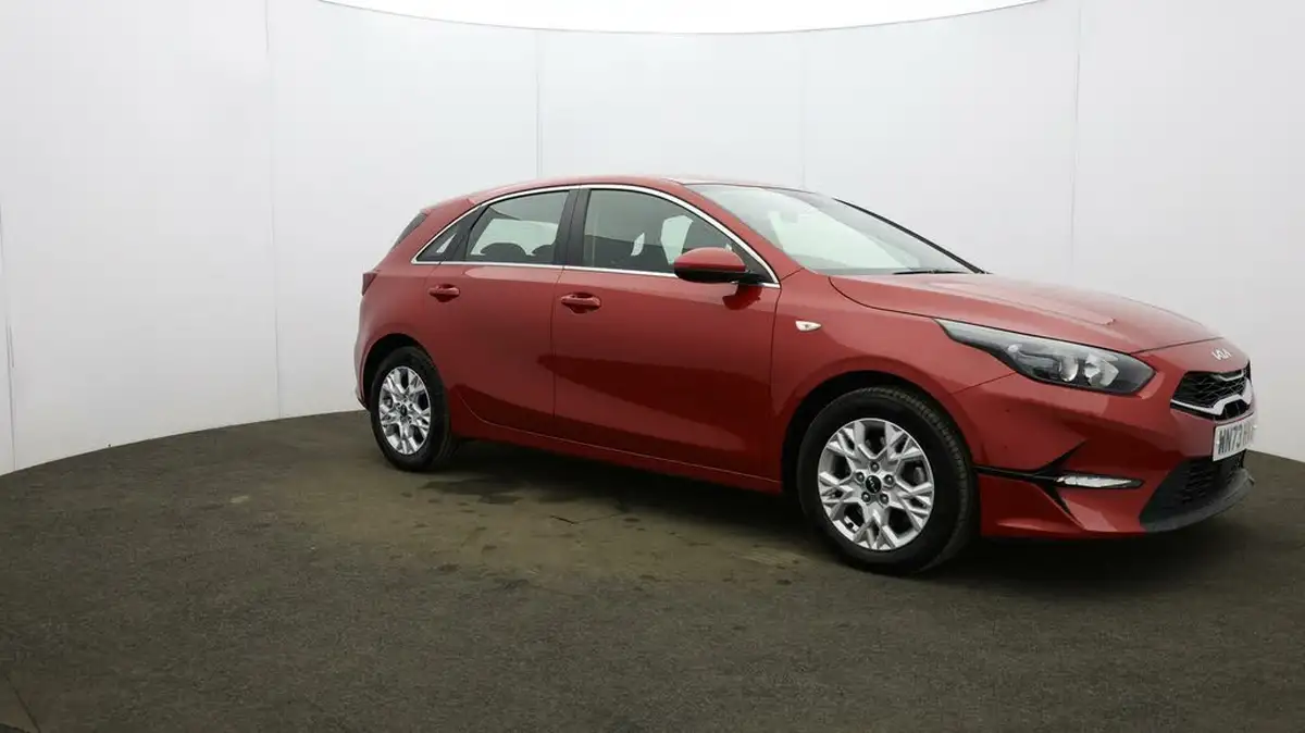 2023-kia-ceed-15-t-gdi-2-158bhp-hatchback-big-46