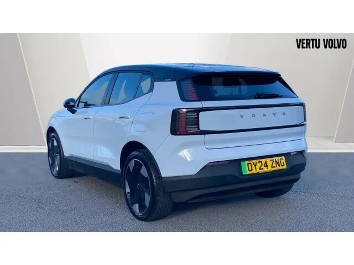 2024-volvo-ex30-e-single-motor-plus-extended-range-big-1