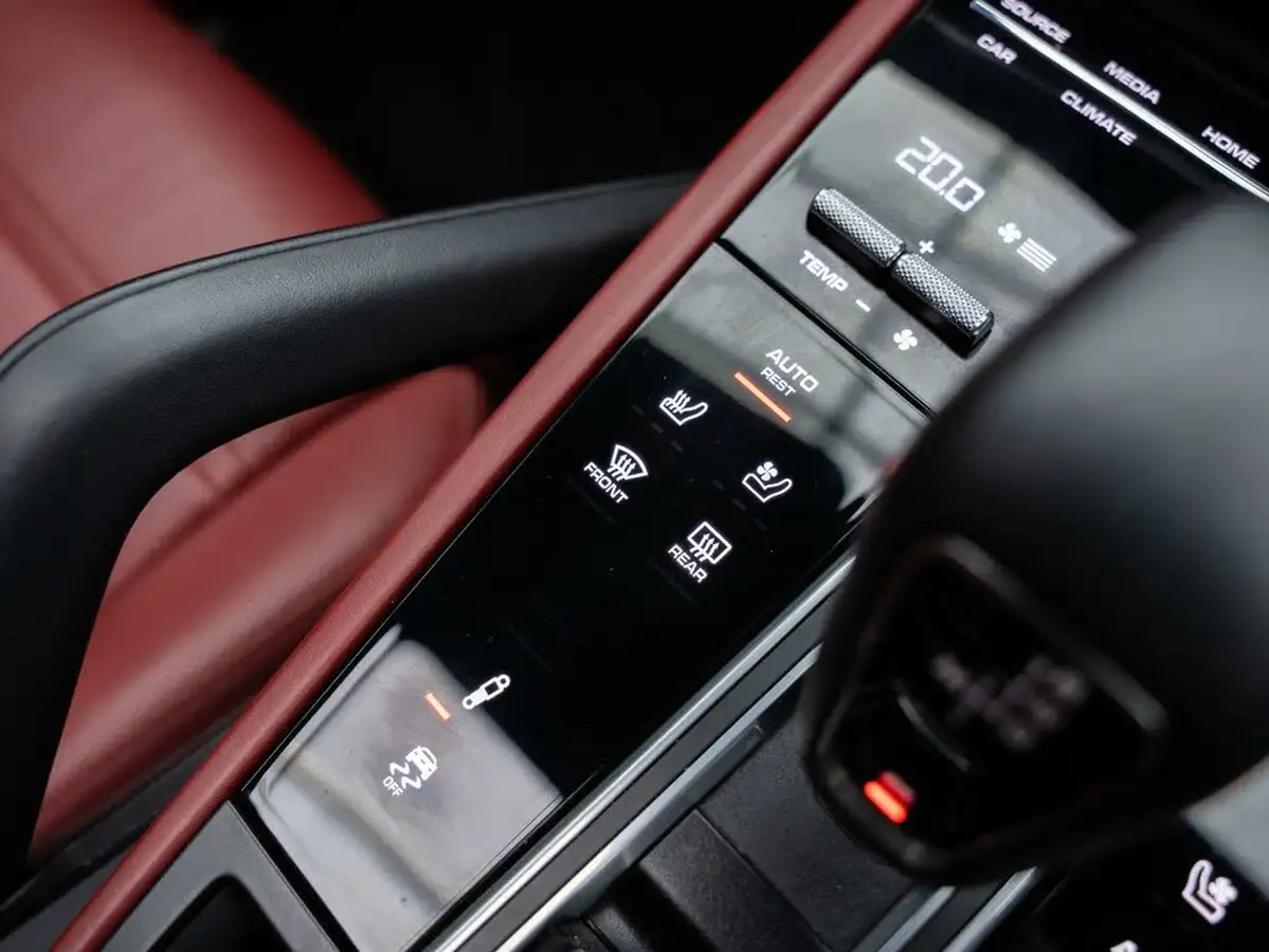2023-porsche-cayenne-30-v6-e-hybrid-462ps-station-wagon-big-17