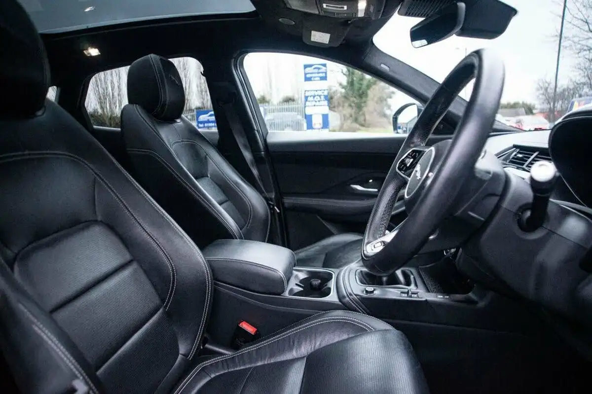 2021-jaguar-e-pace-20-d165-r-dynamic-se-big-29