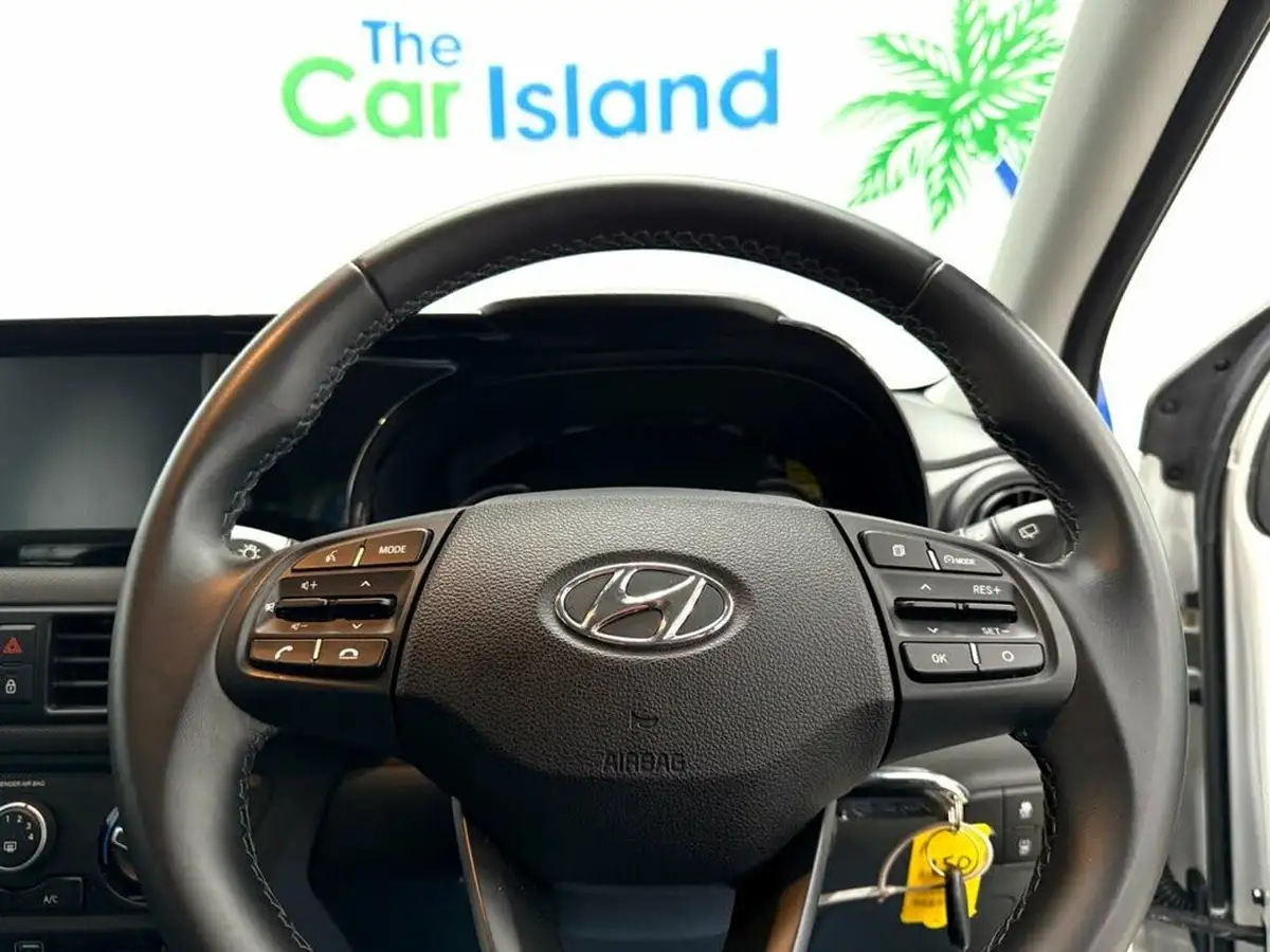 2020-hyundai-i10-12-se-connect-auto-big-19