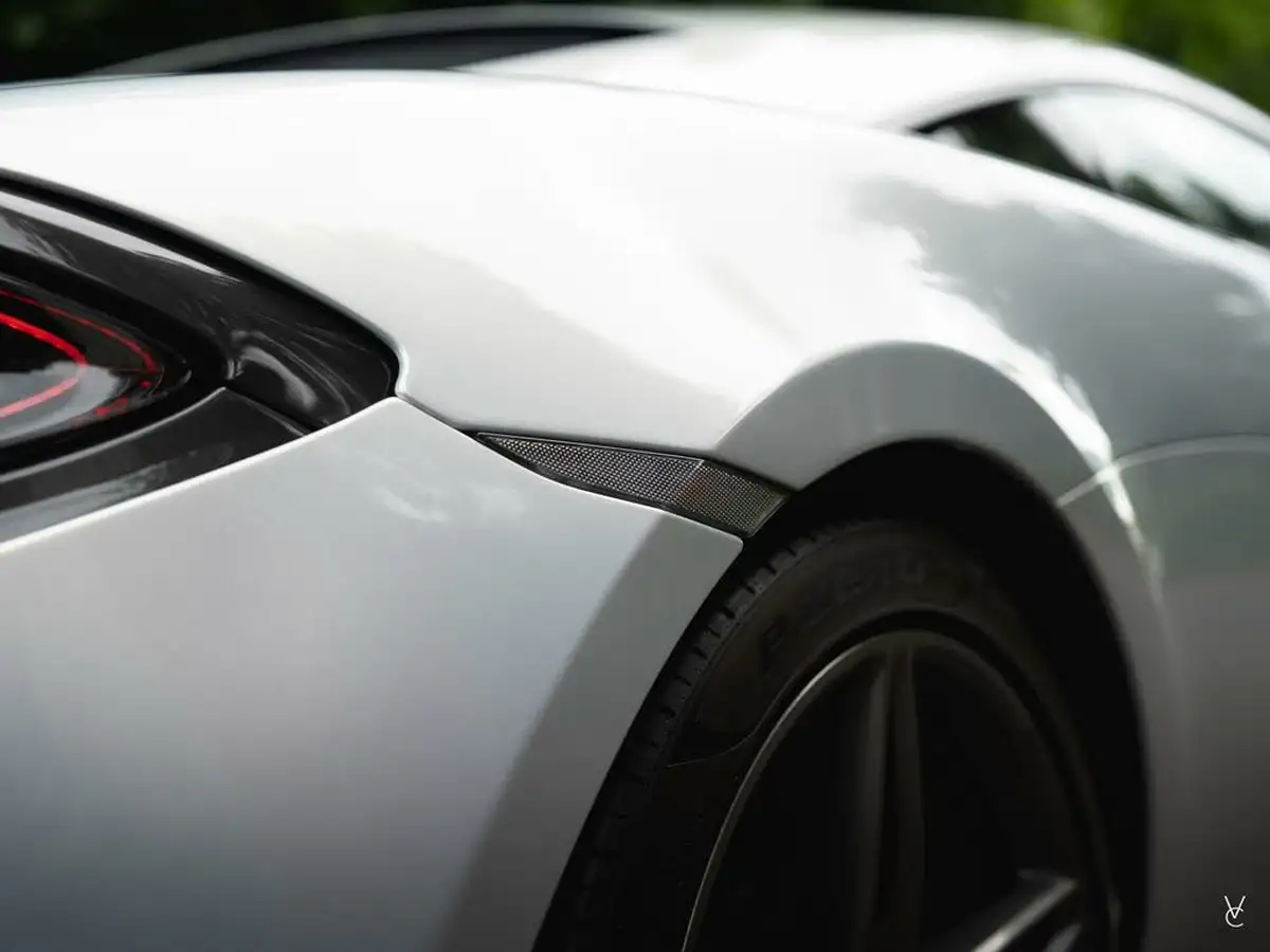 2016-mclaren-570s-38-big-56