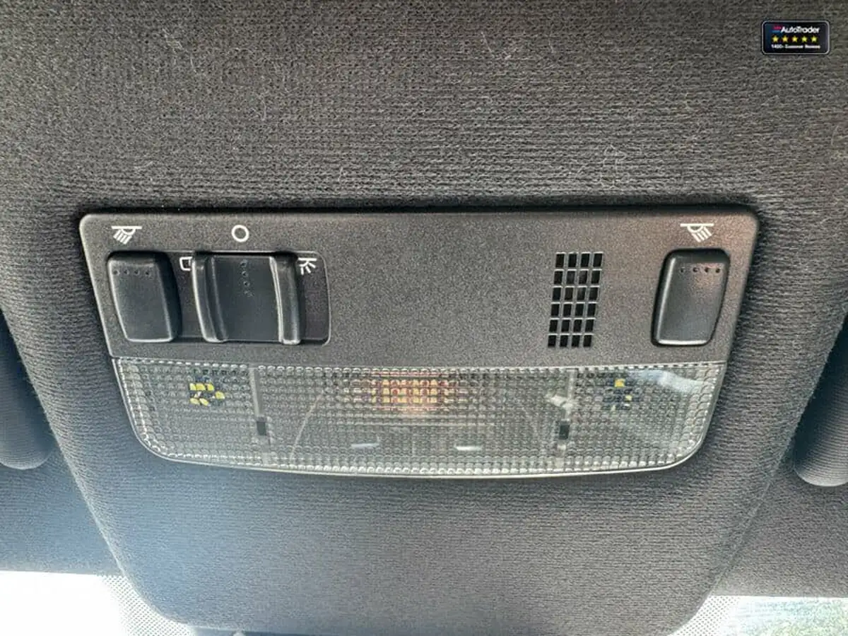 2020-volkswagen-up-10-gti-3d-big-23