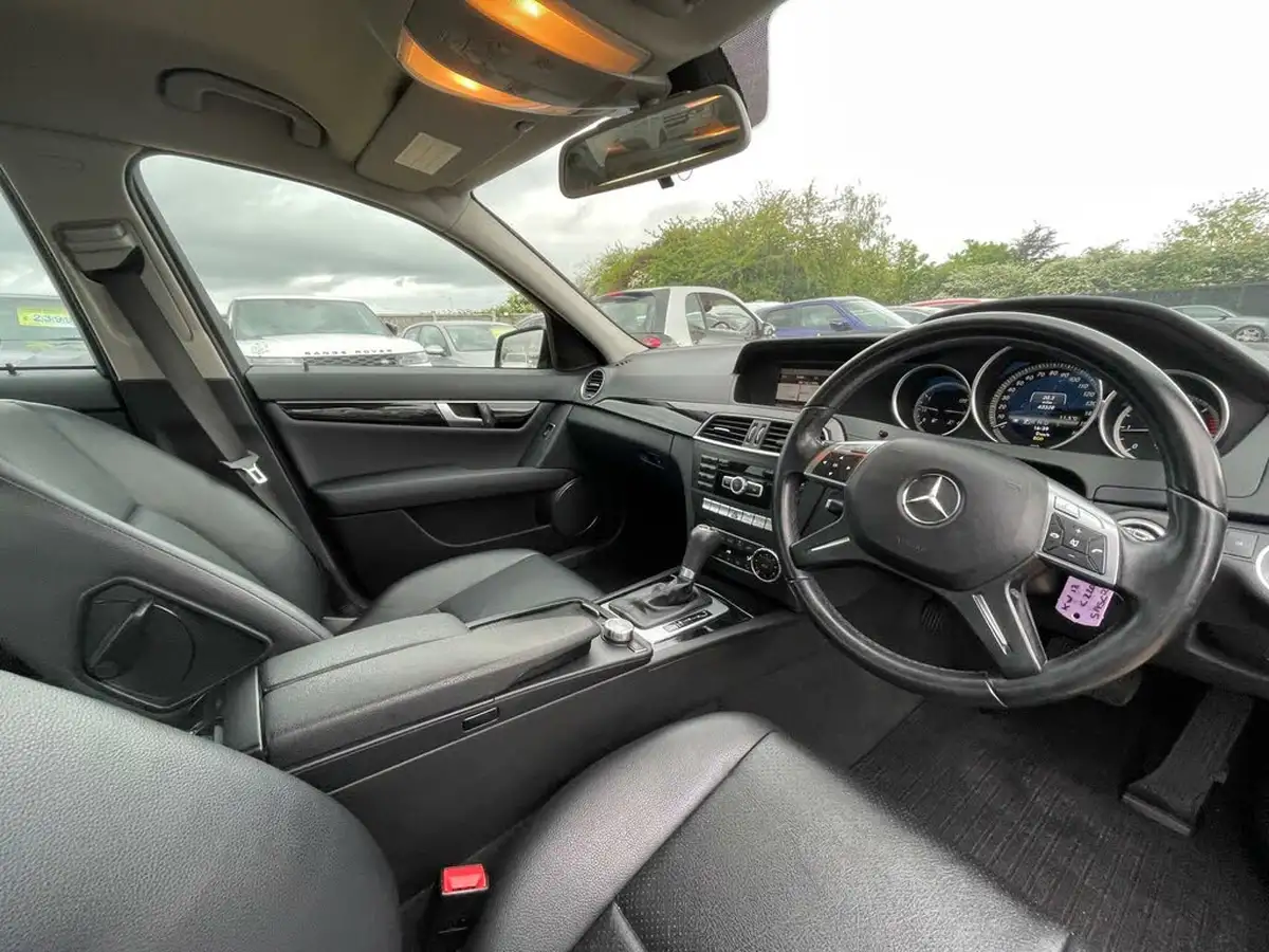 2013-mercedes-benz-c-class-21cdi-c220-cdi-executive-se-170bhp-saloon-4d-7g-tronic-plus-big-22