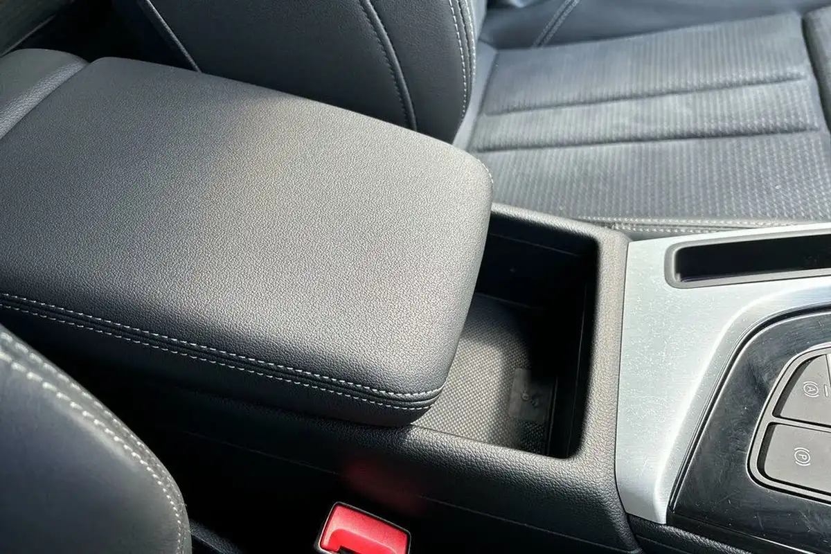 2021-audi-a4-20-35-tdi-s-line-big-40