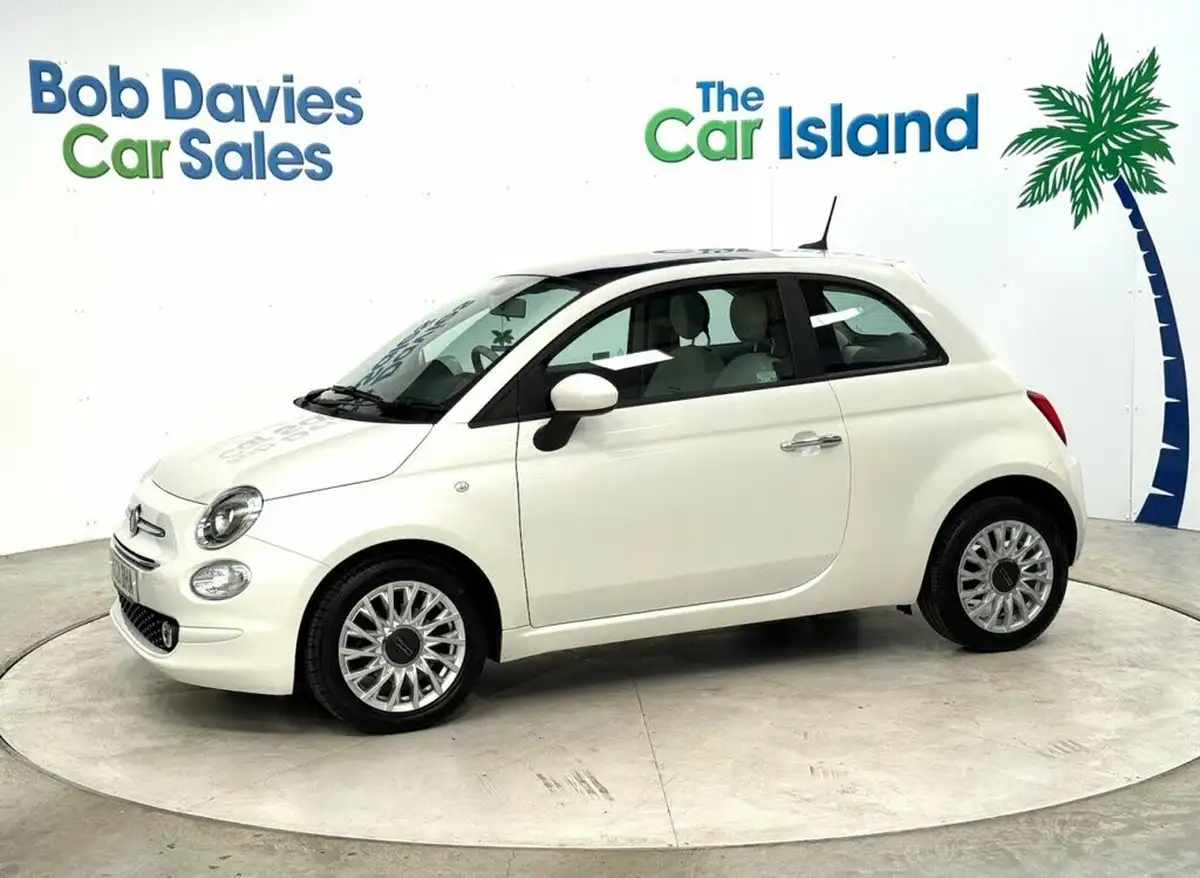 2021-fiat-500-10-lounge-big-4
