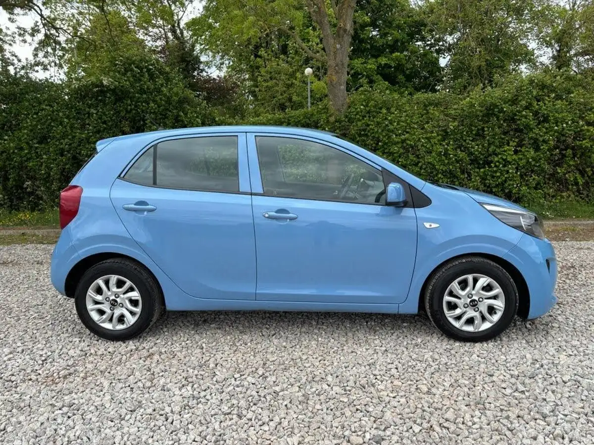 2017-kia-picanto-10-2-big-1