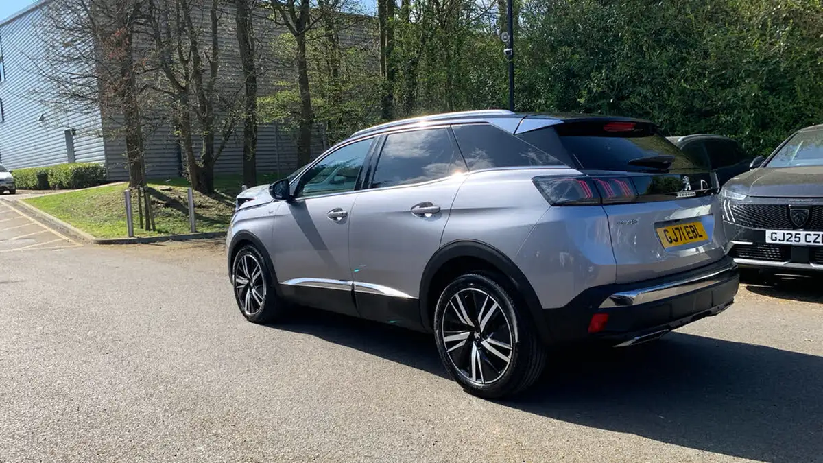 2021-peugeot-3008-suv-12-puretech-gt-premium-big-4