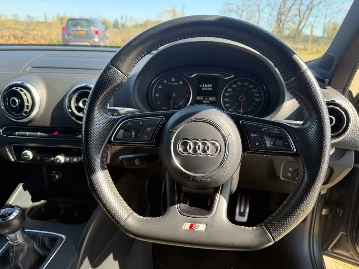 2016-audi-a3-20-tfsi-s-line-sportback-5d-big-21