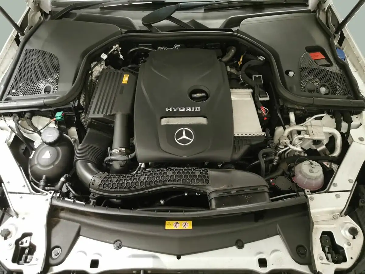 2021-mercedes-benz-e-class-20-e300e-amg-line-edition-eq-power-big-33