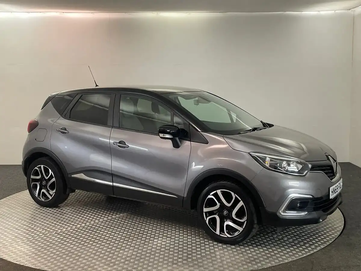 2019-renault-captur-09-tce-iconic-big-6