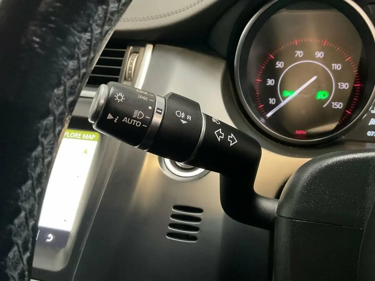 2018-jaguar-e-pace-20-i4d-s-ss-big-38