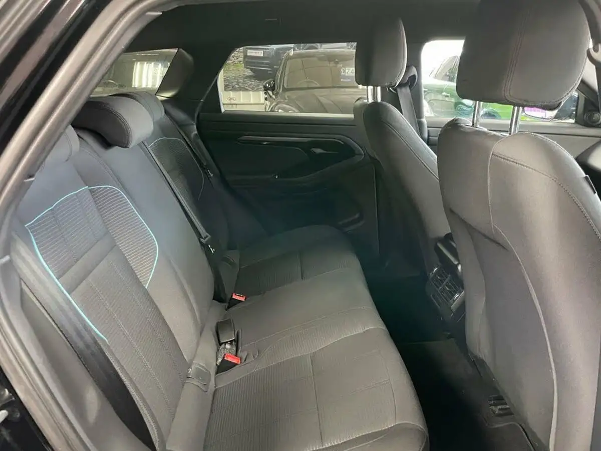 2019-land-rover-range-rover-evoque-20-d150-r-dynamic-big-22