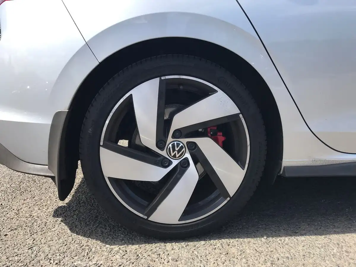 2021-volkswagen-golf-20-tsi-gti-clubsport-big-11
