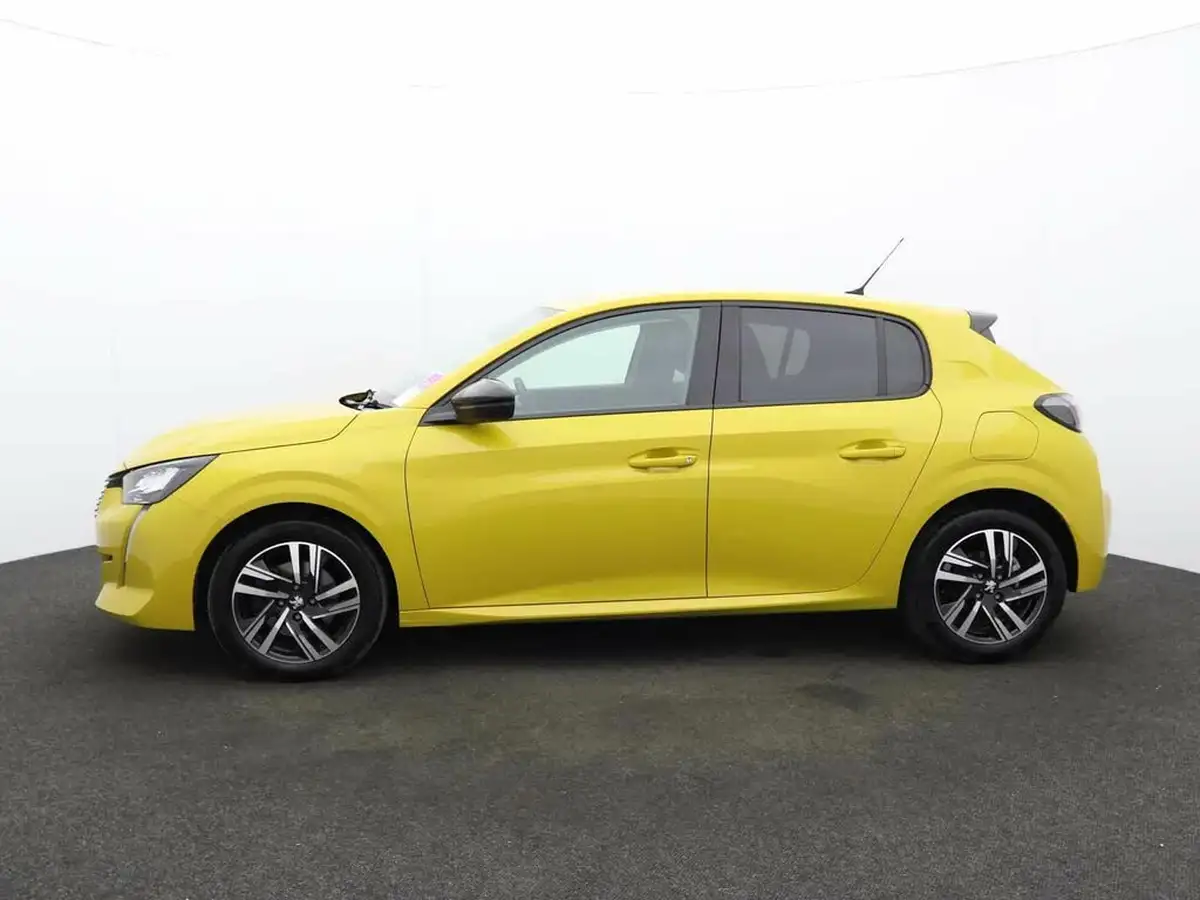 2021-peugeot-208-12-puretech-allure-premium-100bhp-big-3