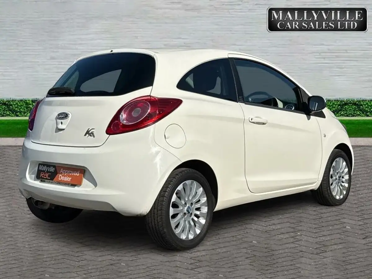 2010-ford-ka-12-zetec-big-5