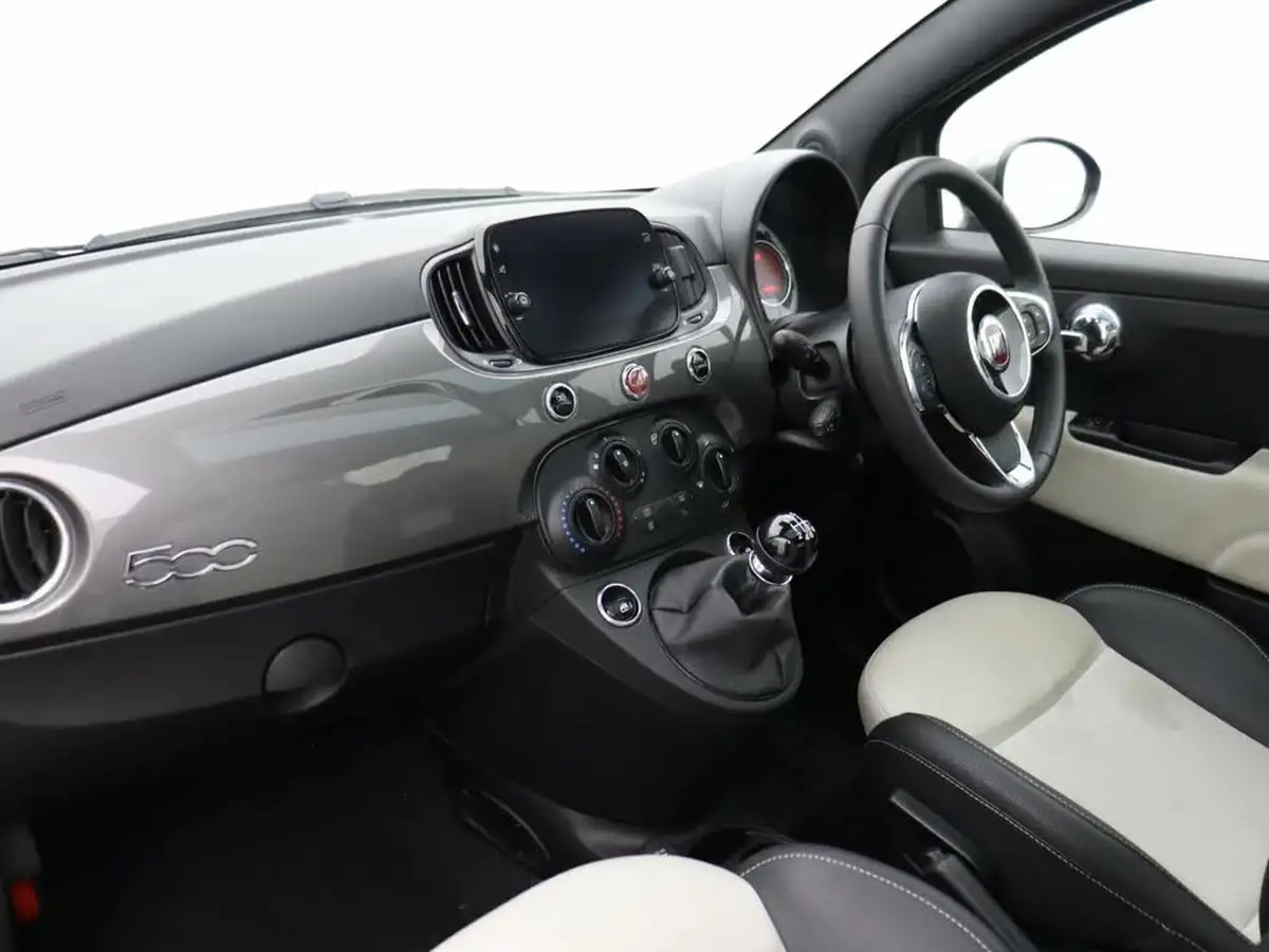 2022-fiat-500-10-dolcevita-big-7