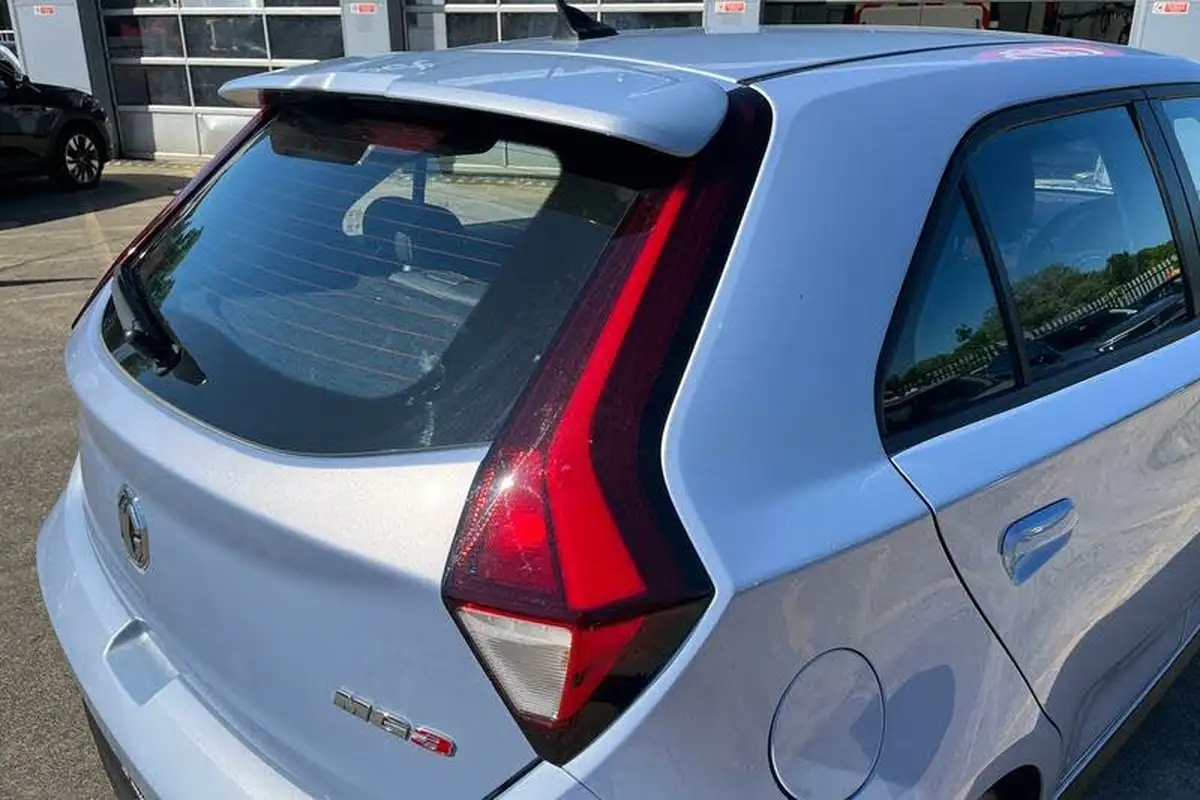 2024-mg-mg3-15-vti-tech-exclusive-nav-big-31