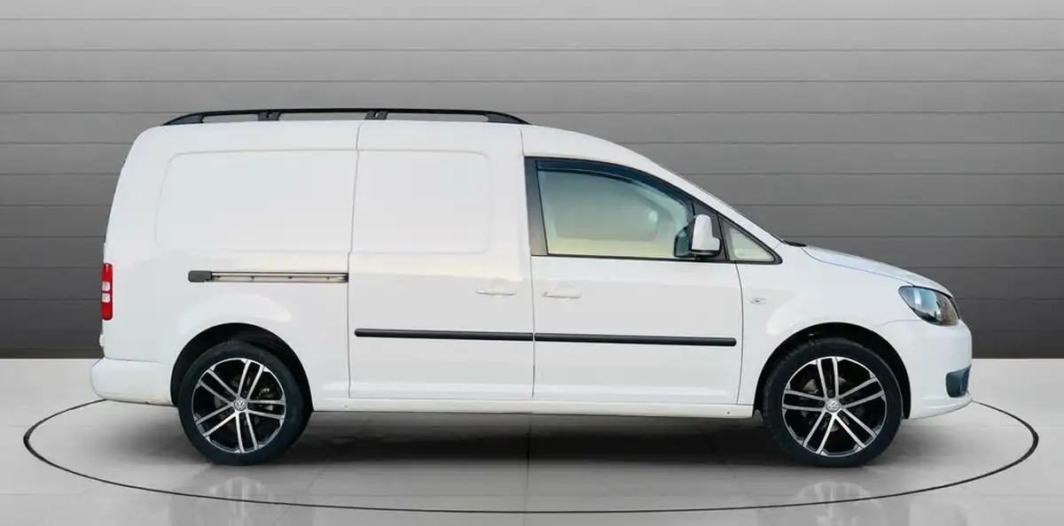 2015-volkswagen-caddy-maxi-16tdi-c20-maxi-highline-dsg-big-9