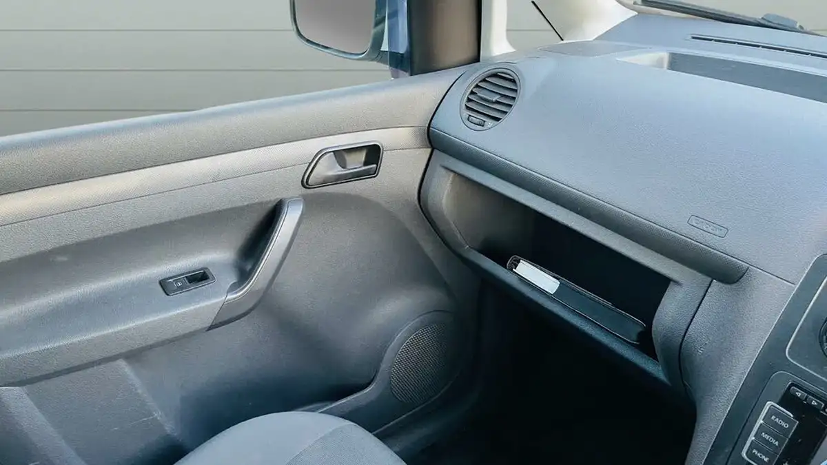 2015-volkswagen-caddy-maxi-16tdi-c20-maxi-highline-dsg-big-33