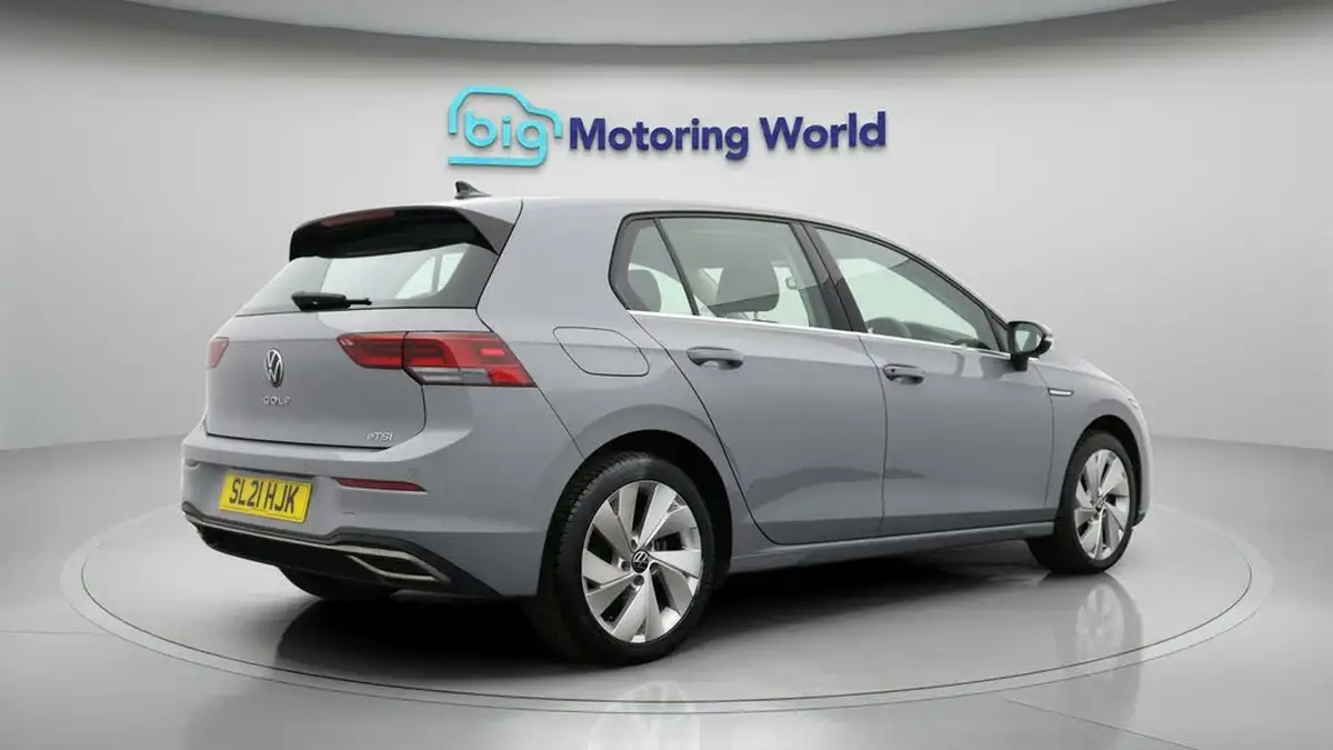 2021-volkswagen-golf-15-etsi-style-150ps-hatchback-big-6