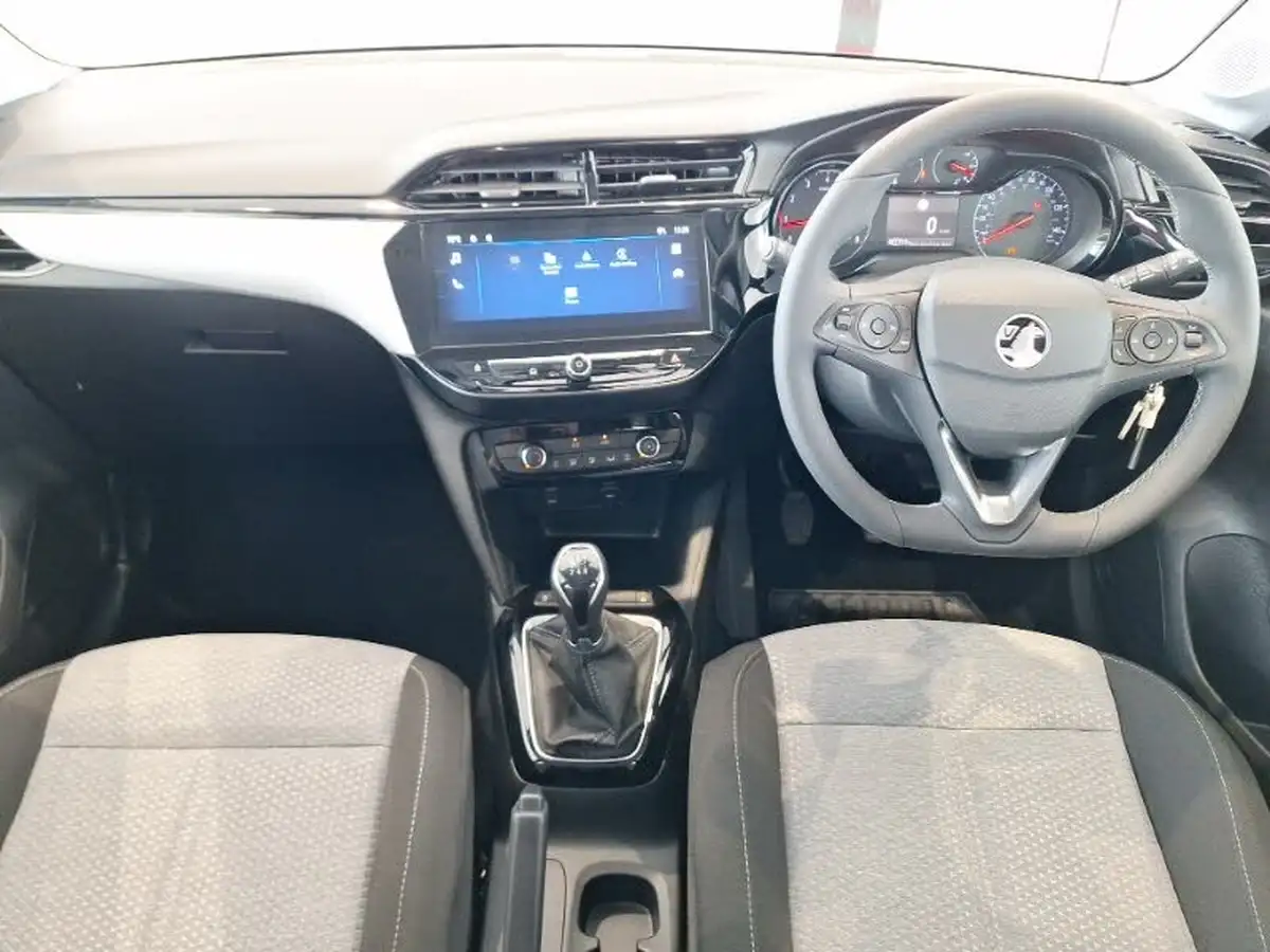 2024-vauxhall-corsa-12i-design-big-2
