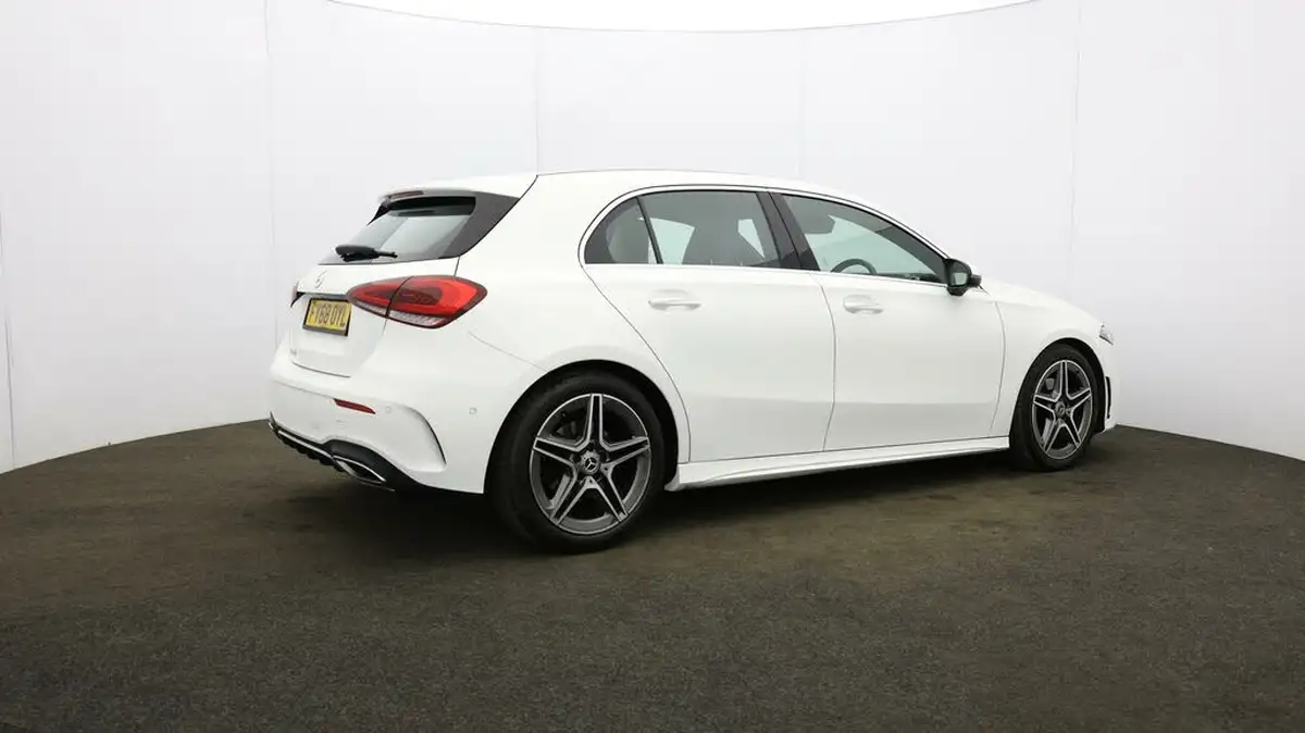 2018-mercedes-benz-a-class-13-a200-amg-line-premiumss-hatchback-5d-7g-dct-big-55