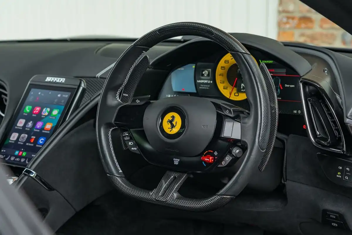 2023-ferrari-roma-38t-v8-f1-dct-ss-big-40