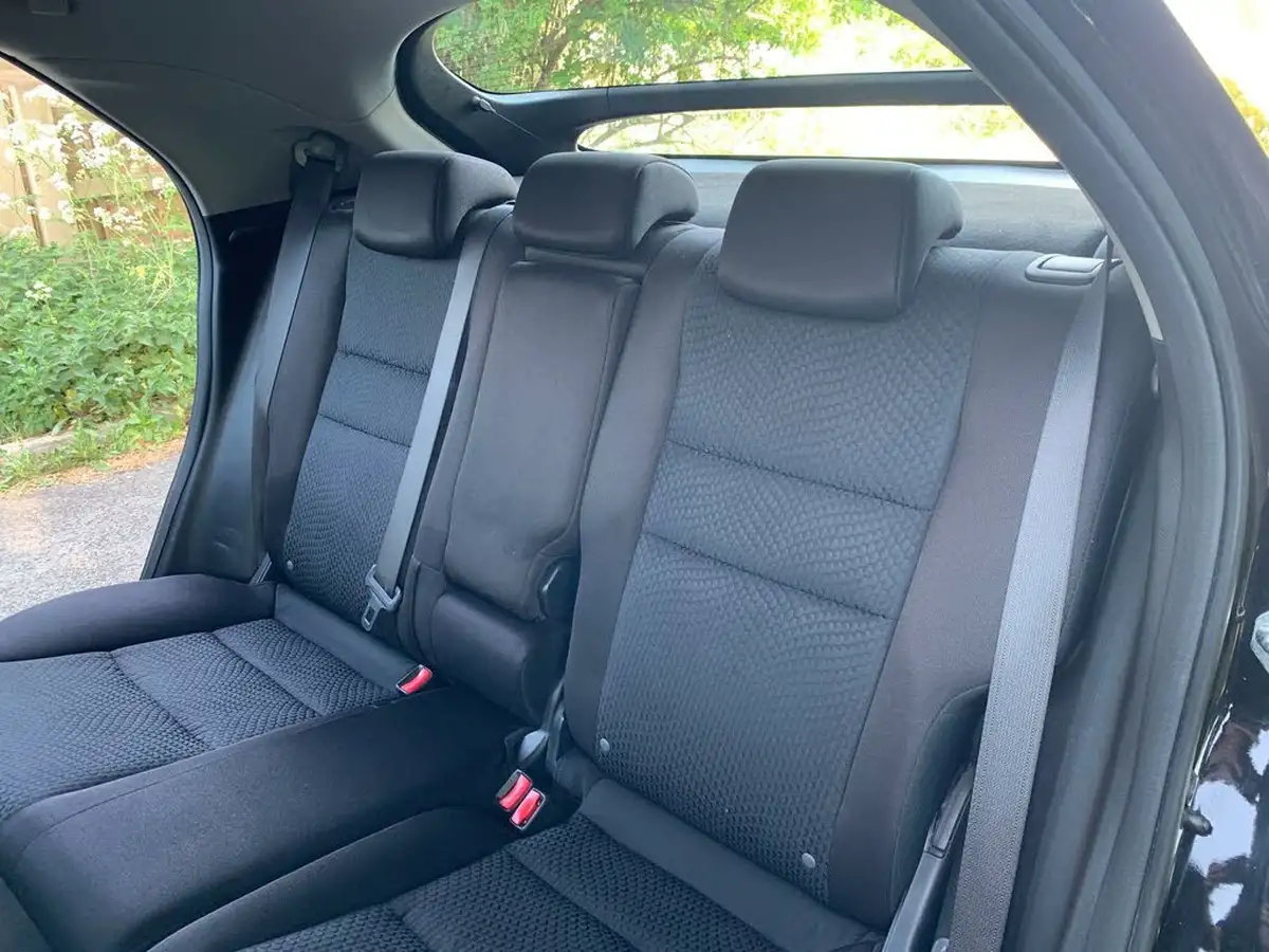 2010-honda-civic-18-es-t-auto-big-25