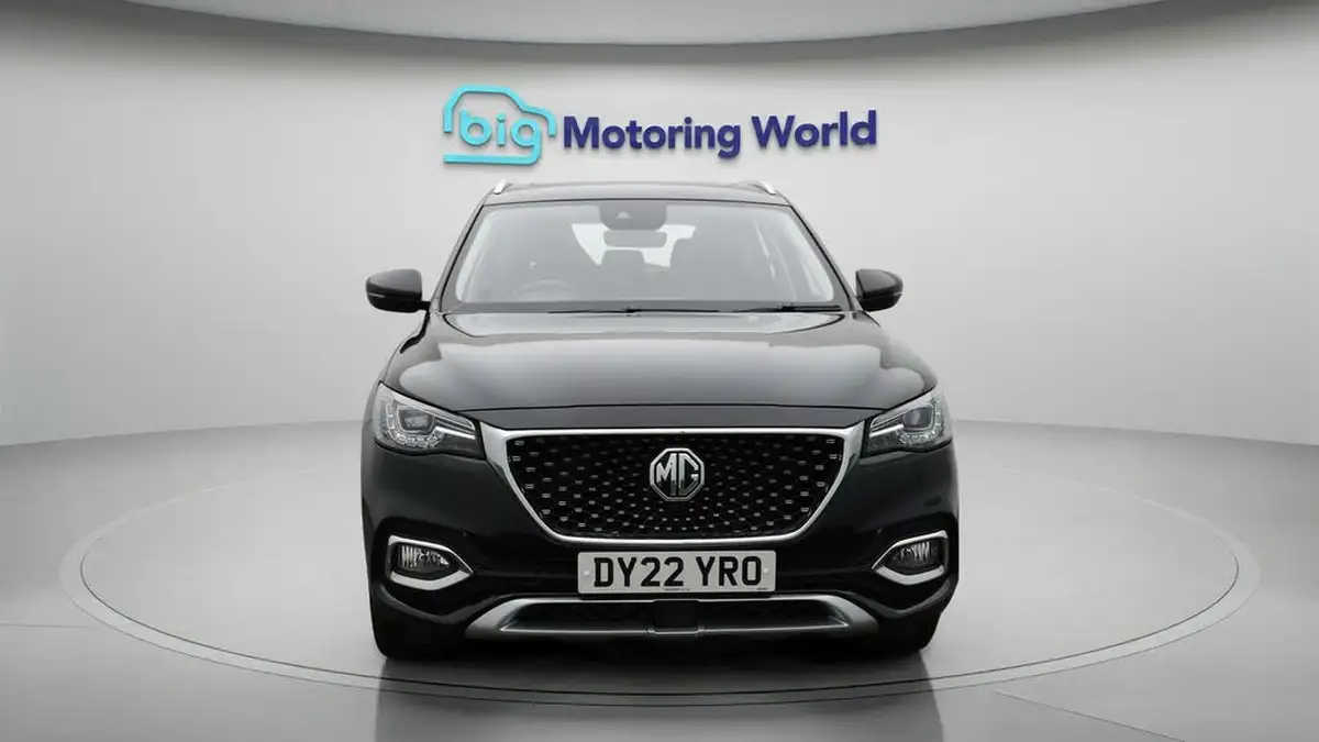 2022-mg-hs-15t-gdi-exclusive-162ps-big-2