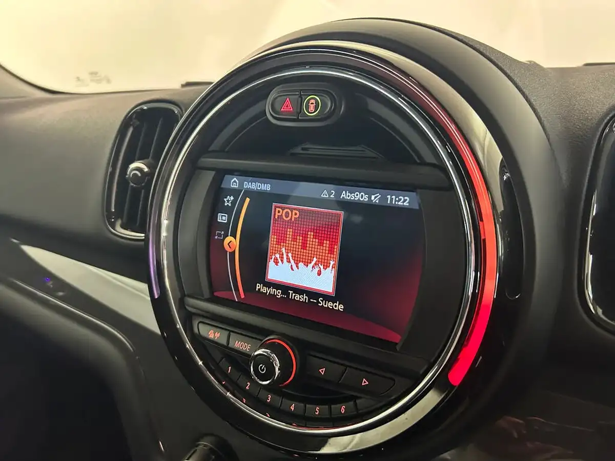 2019-mini-countryman-15-cooper-classic-big-34