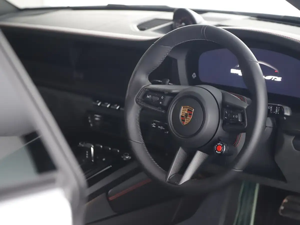 2024-porsche-911-30-carrera-gts-541ps-coupe-3591cc-pdk-big-16