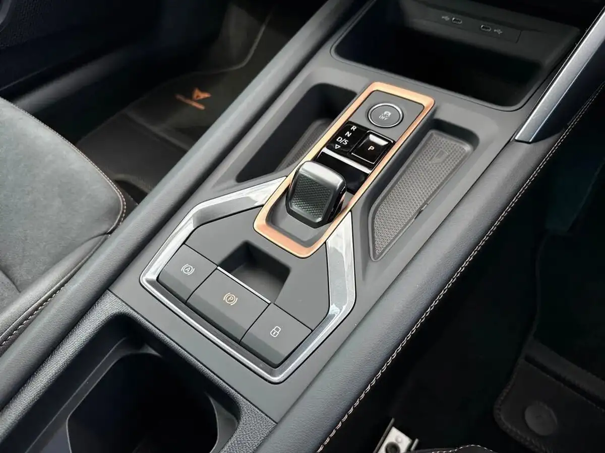 2024-cupra-formentor-20-tsi-vz1-333ps-4drive-big-19