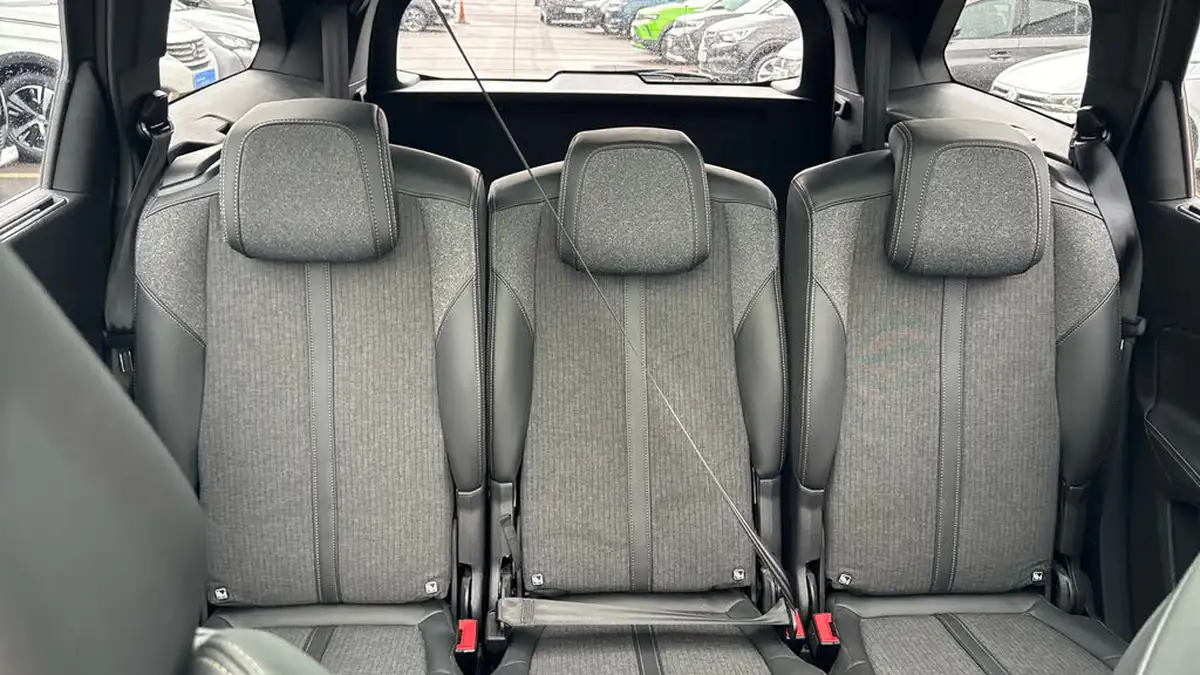 2019-peugeot-5008-suv-15-bluehdi-gt-line-eat8-big-24