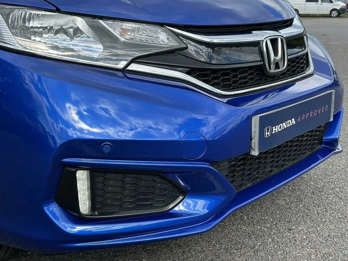 2019-honda-jazz-13-i-vtec-se-cvt-big-16