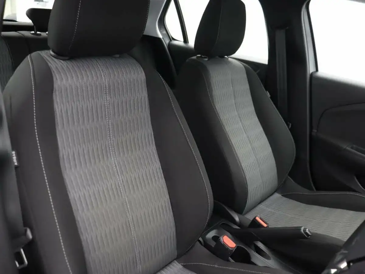 2021-vauxhall-corsa-12i-se-big-6