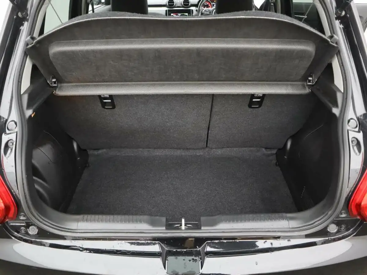 2022-suzuki-swift-12-dualjet-sz5-big-6