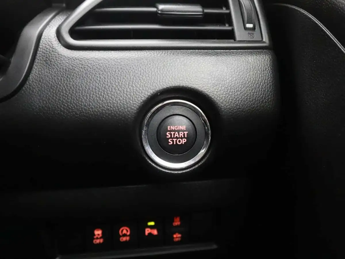 2022-suzuki-swift-12-dualjet-sz5-big-26