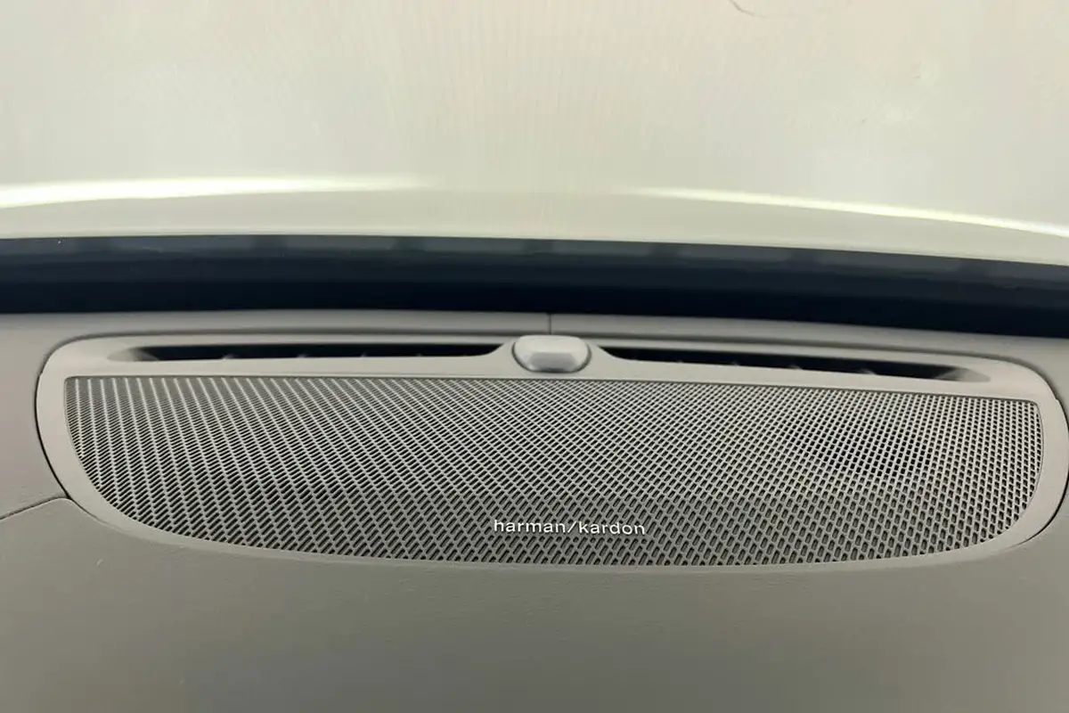 2025-volvo-xc90-20-b5-plus-big-38
