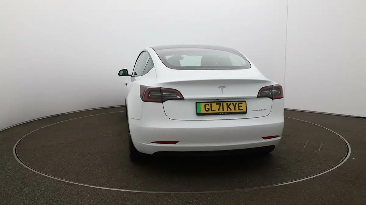 2021-tesla-model-3-e-long-range-awd-big-51