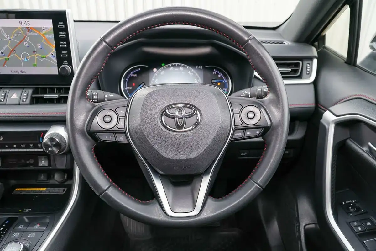2021-toyota-rav4-25-vvt-i-dynamic-302bhp-plug-in-big-7
