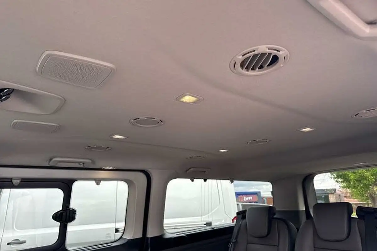 2023-ford-tourneo-custom-big-22