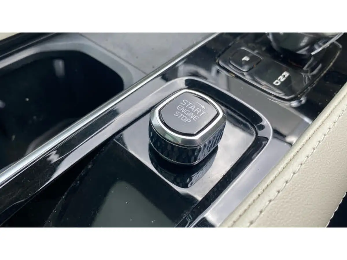 2021-volvo-xc90-20-t8-inscription-pro-455bhp-big-22