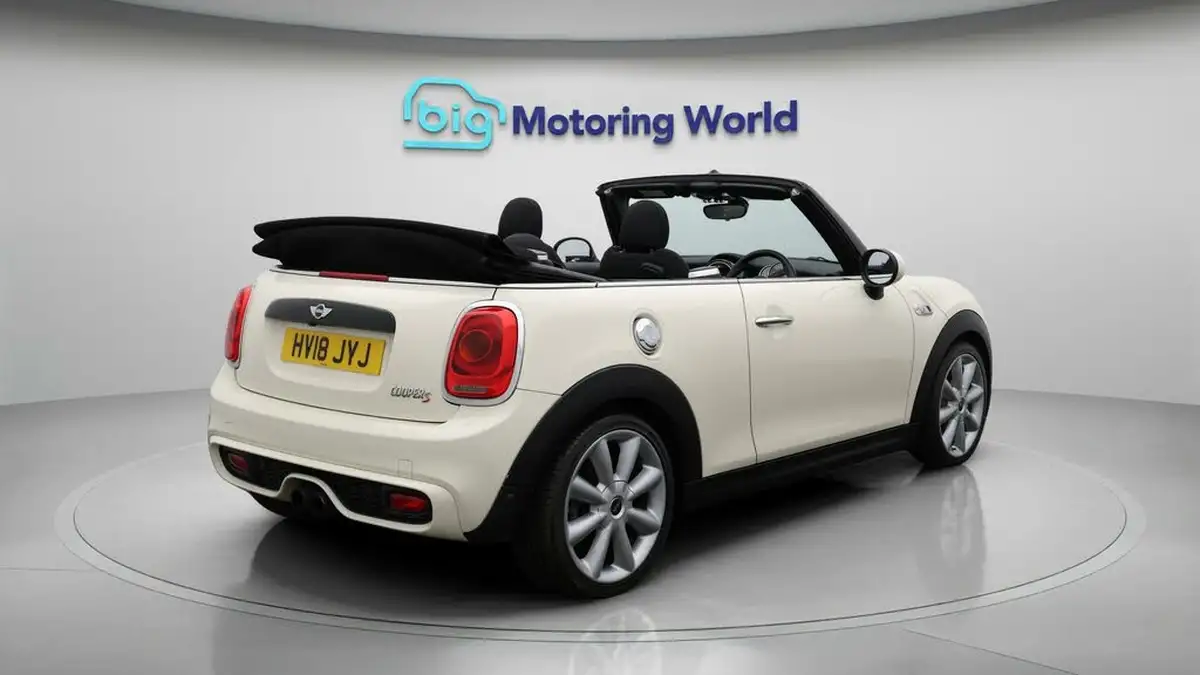 2018-mini-cooper-20-cooper-s-series-ii-ss-convertible-2d-big-7