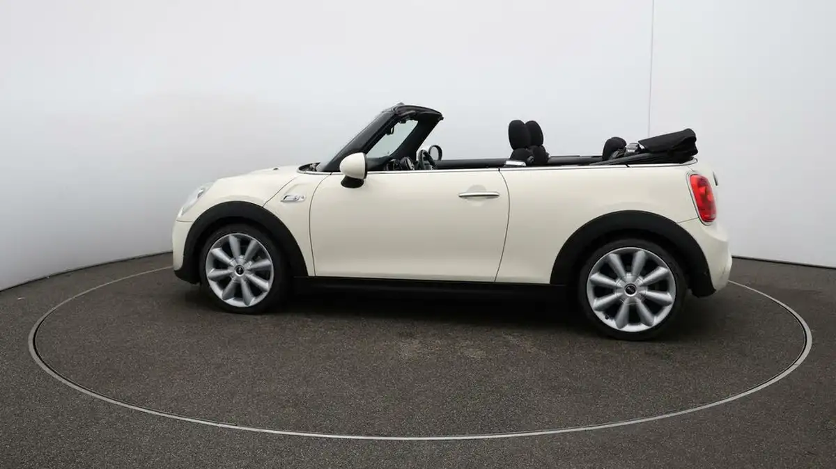 2018-mini-cooper-20-cooper-s-series-ii-ss-convertible-2d-big-59